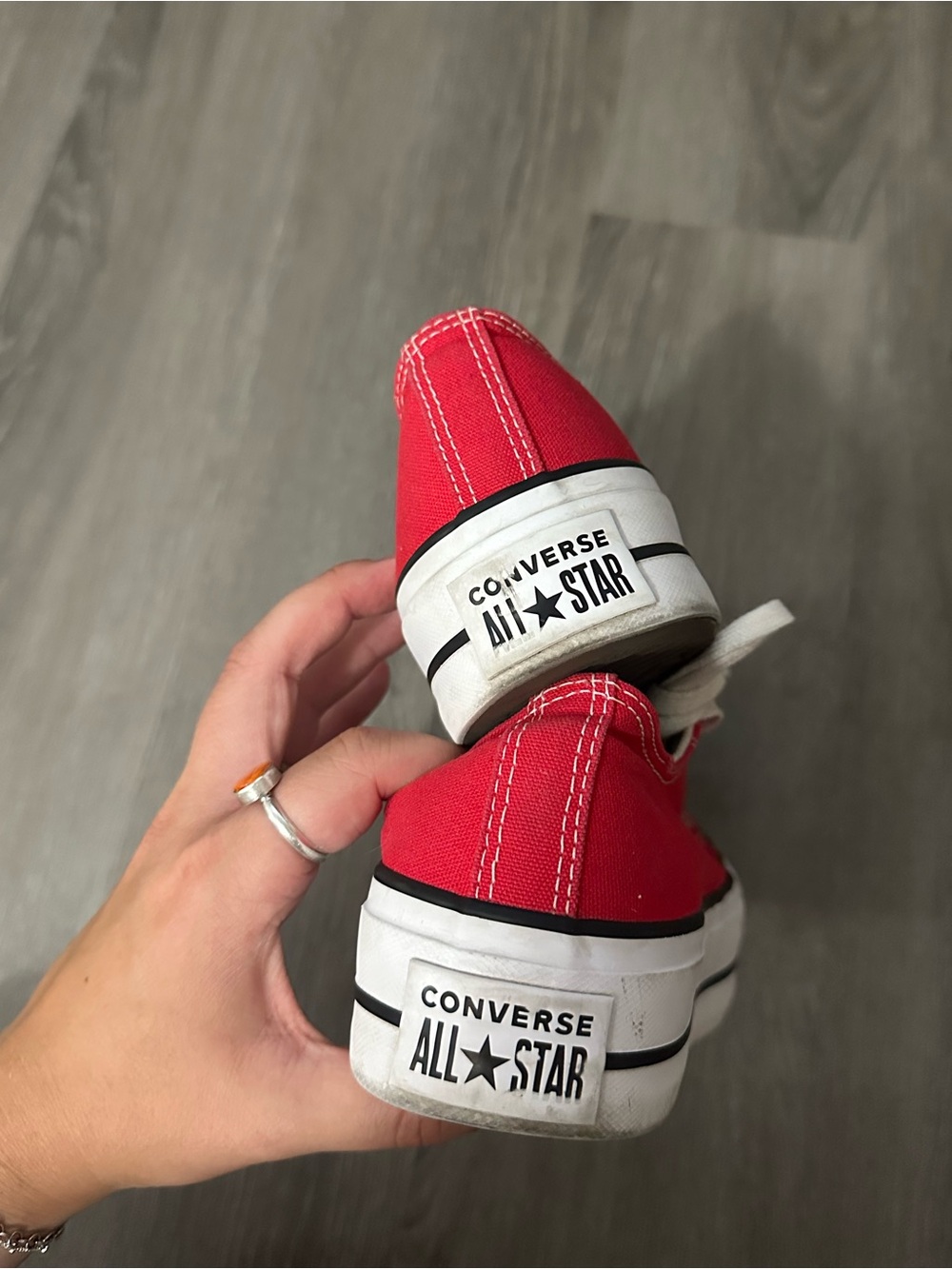 Red platform converse women’s size 7 - Picture 6 of 8
